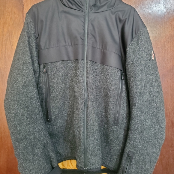 Moncler Jacket - Picture 10 of 12